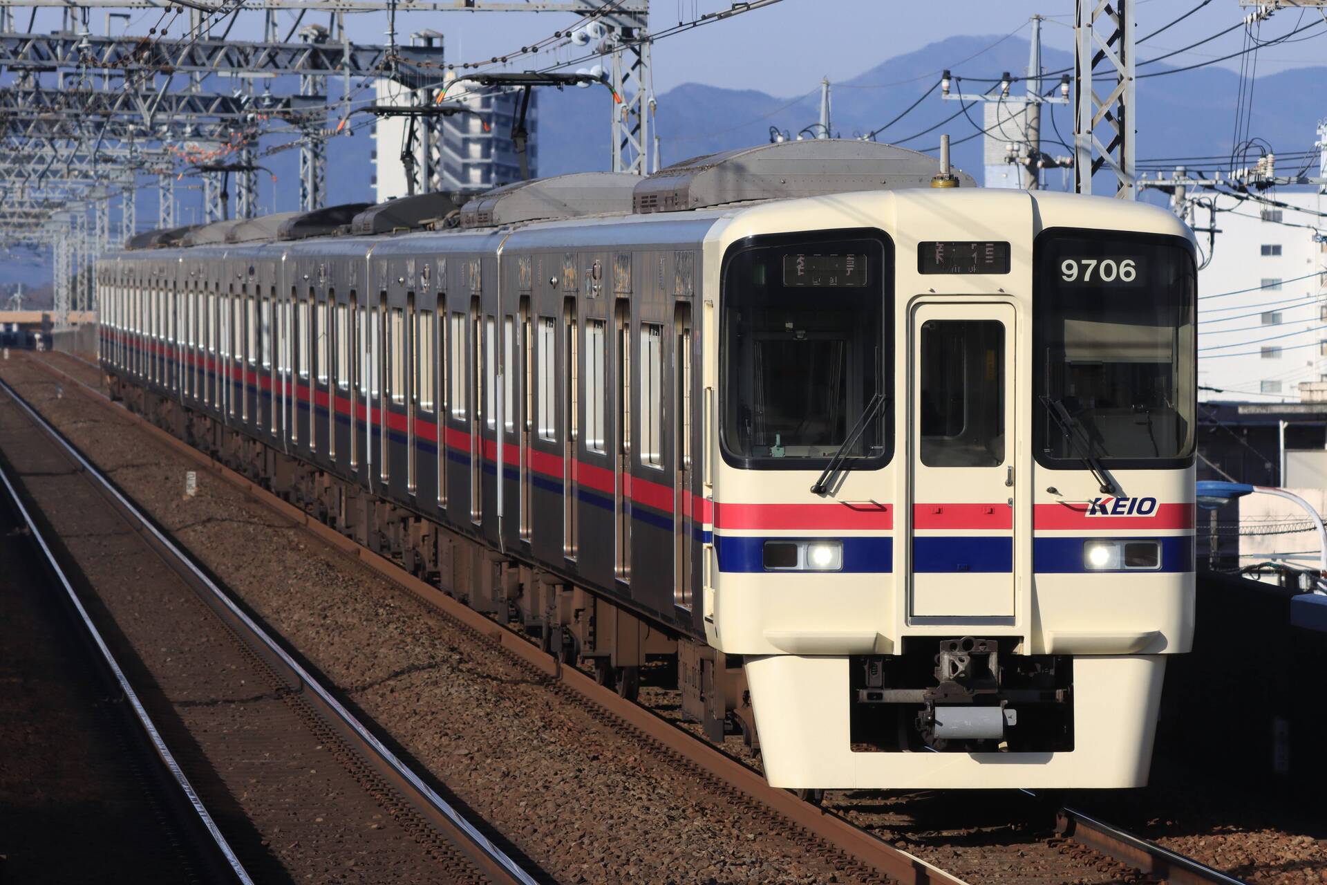 【2026年初めデビュー！】京王電鉄新型車両2000系導入と、気になる車両動向 Tama鉄道記